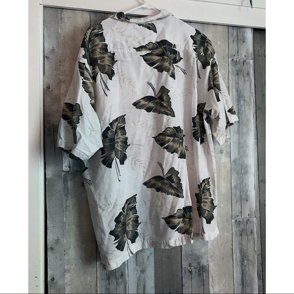 Palm Island Button Up - Picture 2 of 6